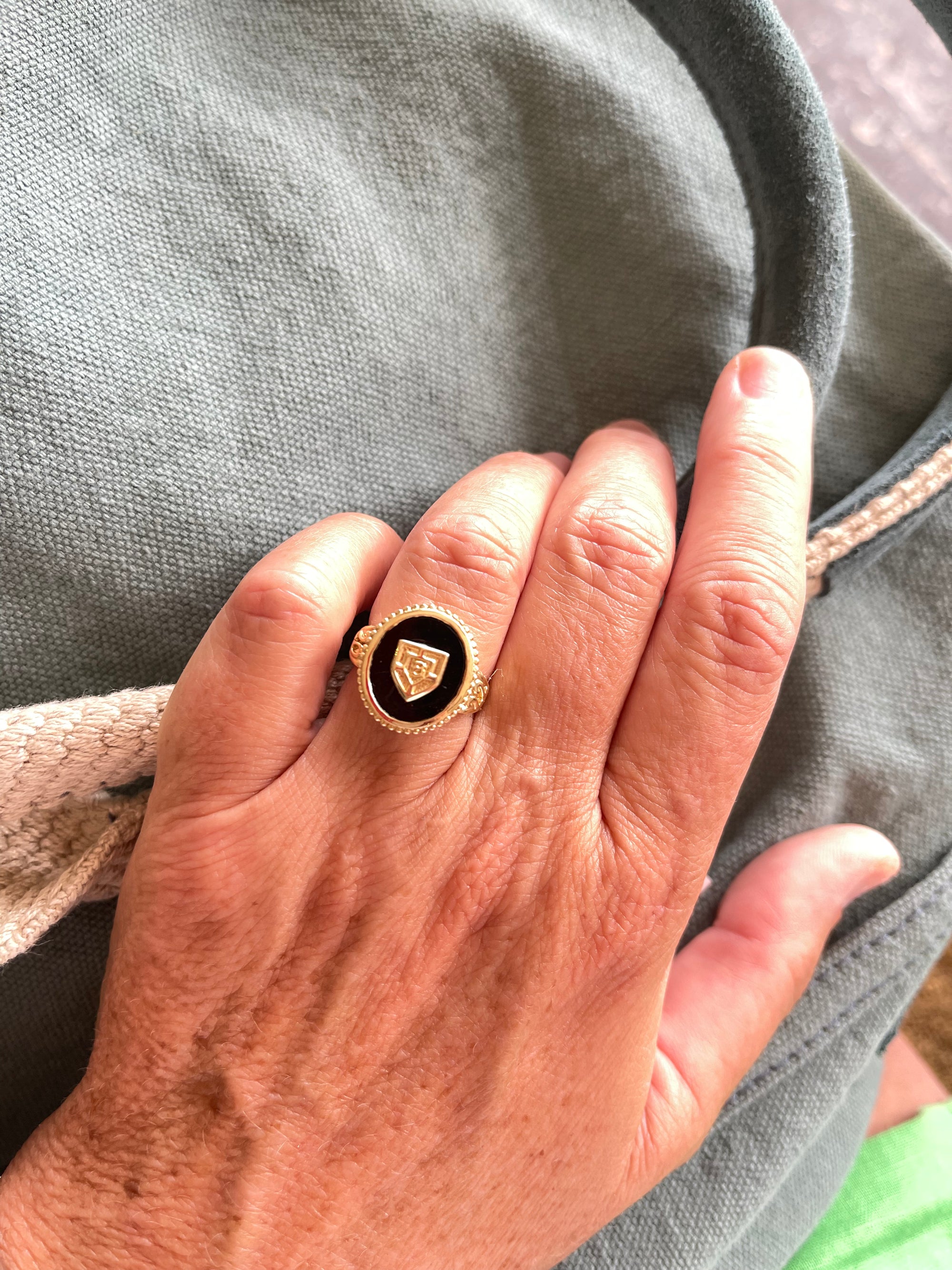 Boyd Buchanan Shield Class Ring