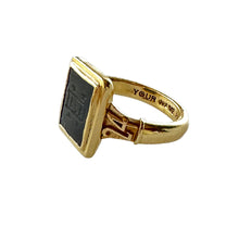 Notre Dame Ring
