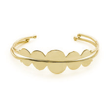 Ruffle Cuff