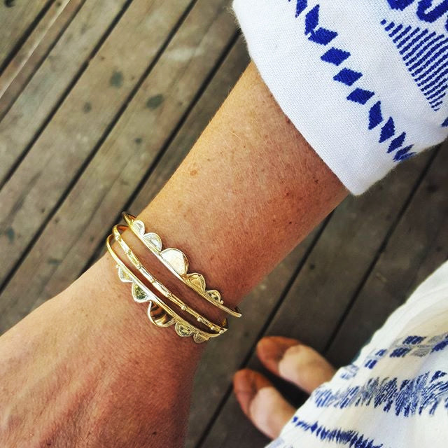 Ruffle Cuff